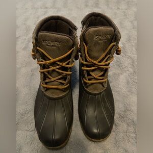 Sperry Black and Brown Winter Boots